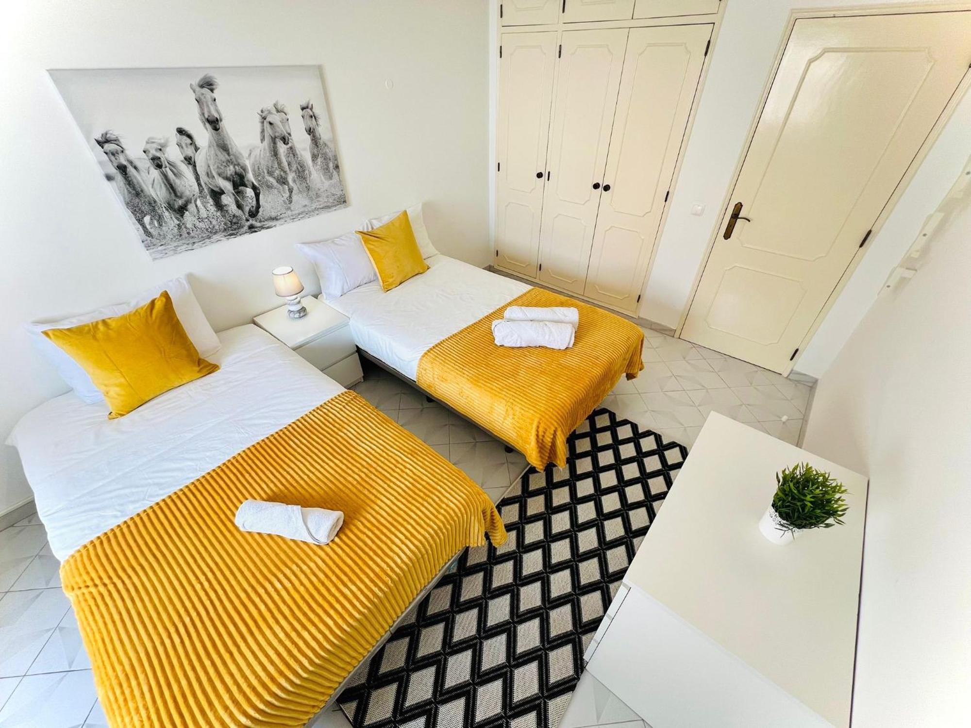 אלבופיירה Apartamento 5 Estrelas Praia Da Oura מראה חיצוני תמונה